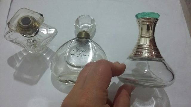 Ladrões vaidosos invadem casas e roubam perfumes em Vilhena; suspeita estava com criança no colo