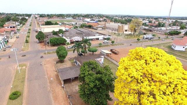 Quatro anos após lançamento do “Título Já”, quase 800 famílias são beneficiadas com escrituras de imóveis em Cerejeiras