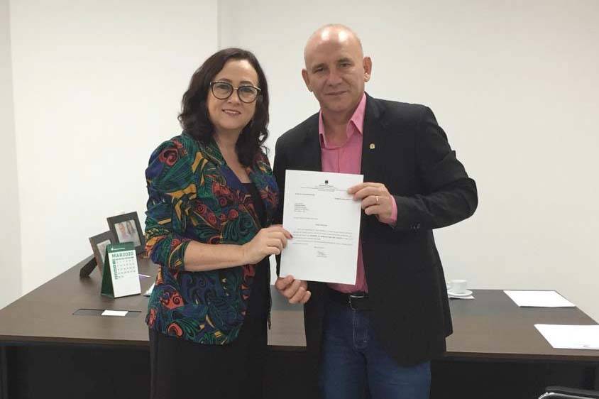 Programa Porteira Adentro é realizado em Cerejeiras com recurso destinado pelo deputado Ezequiel Neiva