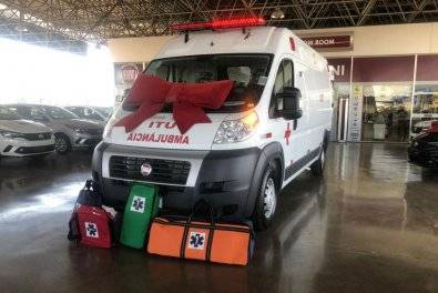 Acusado de fazer queimada ilegal, agricultor doa ambulância equipada com UTI em cidade vizinha