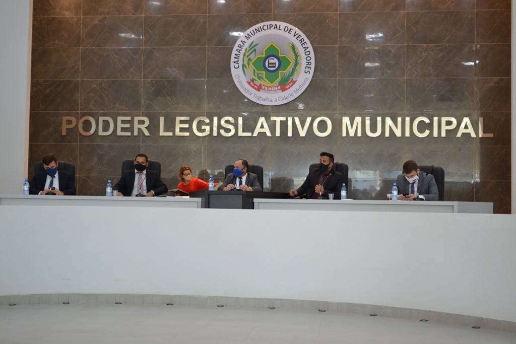Câmara cobra ações contra violência doméstica na pandemia e vereador denuncia “milícia digital” paga com dinheiro público