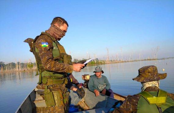 Batalhão de Polícia Ambiental realiza fiscalização para combater pesca clandestina em Rondônia