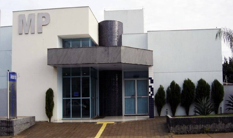 Em nota, promotor de Justiça pede ajuda da população para investigar água distribuída pela Caerd em Cerejeiras