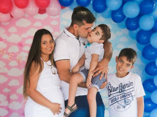Menino especial que comoveu Vilhena lutando contra a Covid-19 volta para casa após 18 dias entubado na capital