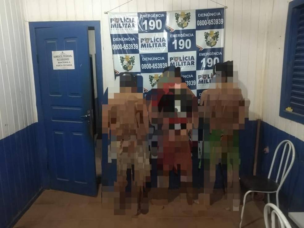 Padrasto, tio e avô são presos suspeitos de estupro de adolescentes de 12 e 13 anos em Estado Vizinho
