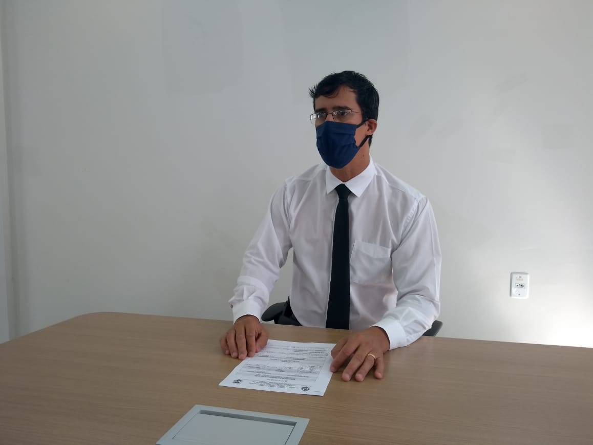 Mesmo com esposa tentando evitar, delegado indicia caminhoneiro por tentativa de feminicídio, em Vilhena