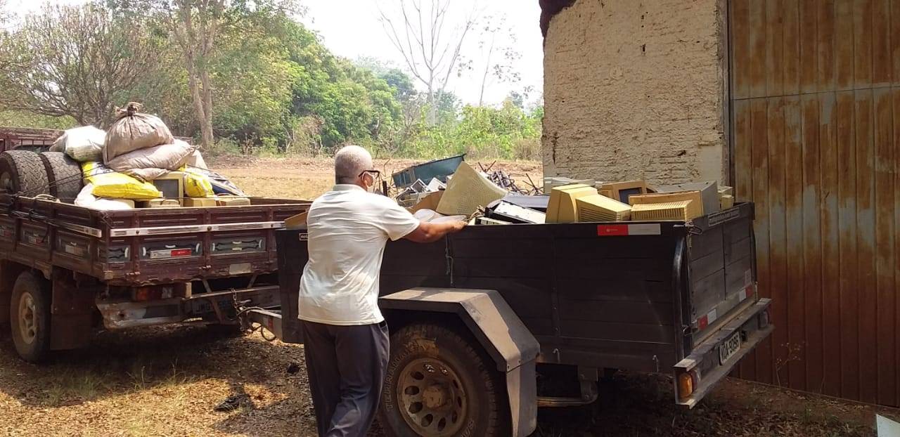 Em Colorado do Oeste, ação social vai retirar pessoas do lixão, proteger o meio ambiente e ainda gerar empregos