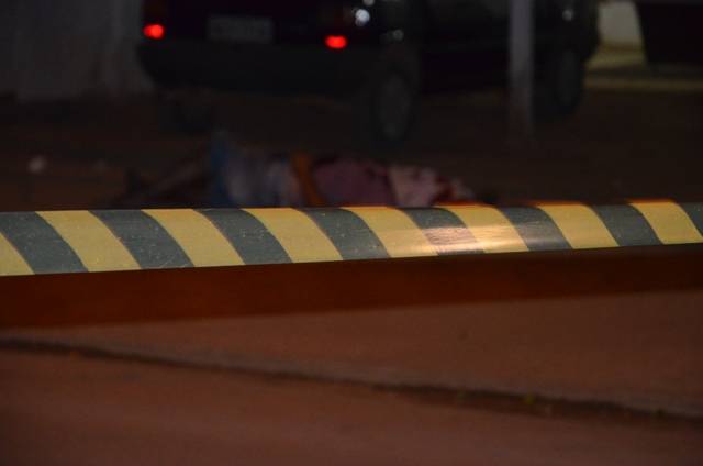 Homem assassinado com 13 tiros em bar teria comprado propriedade de integrante de facção criminosa
