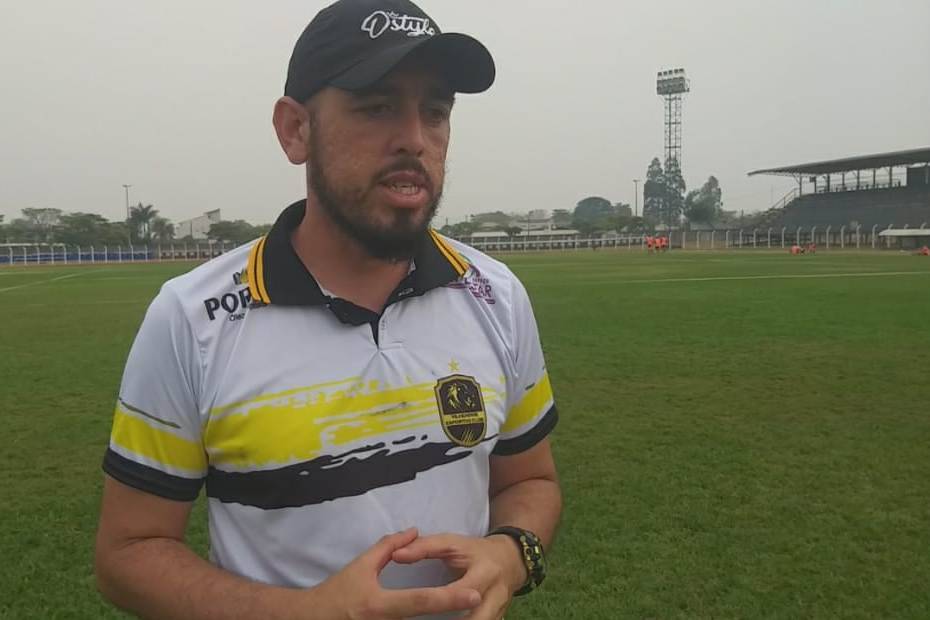 Vilhenense está pronto para estrear em casa, afirma o treinador Felipe Romário