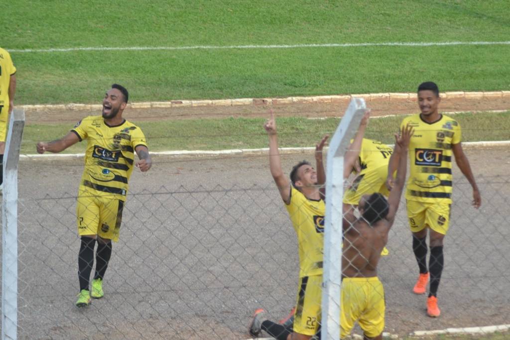 Em jogo com três expulsões, Vilhenense vence o Ji-Paraná pela segunda rodada da Série D do Brasileirão