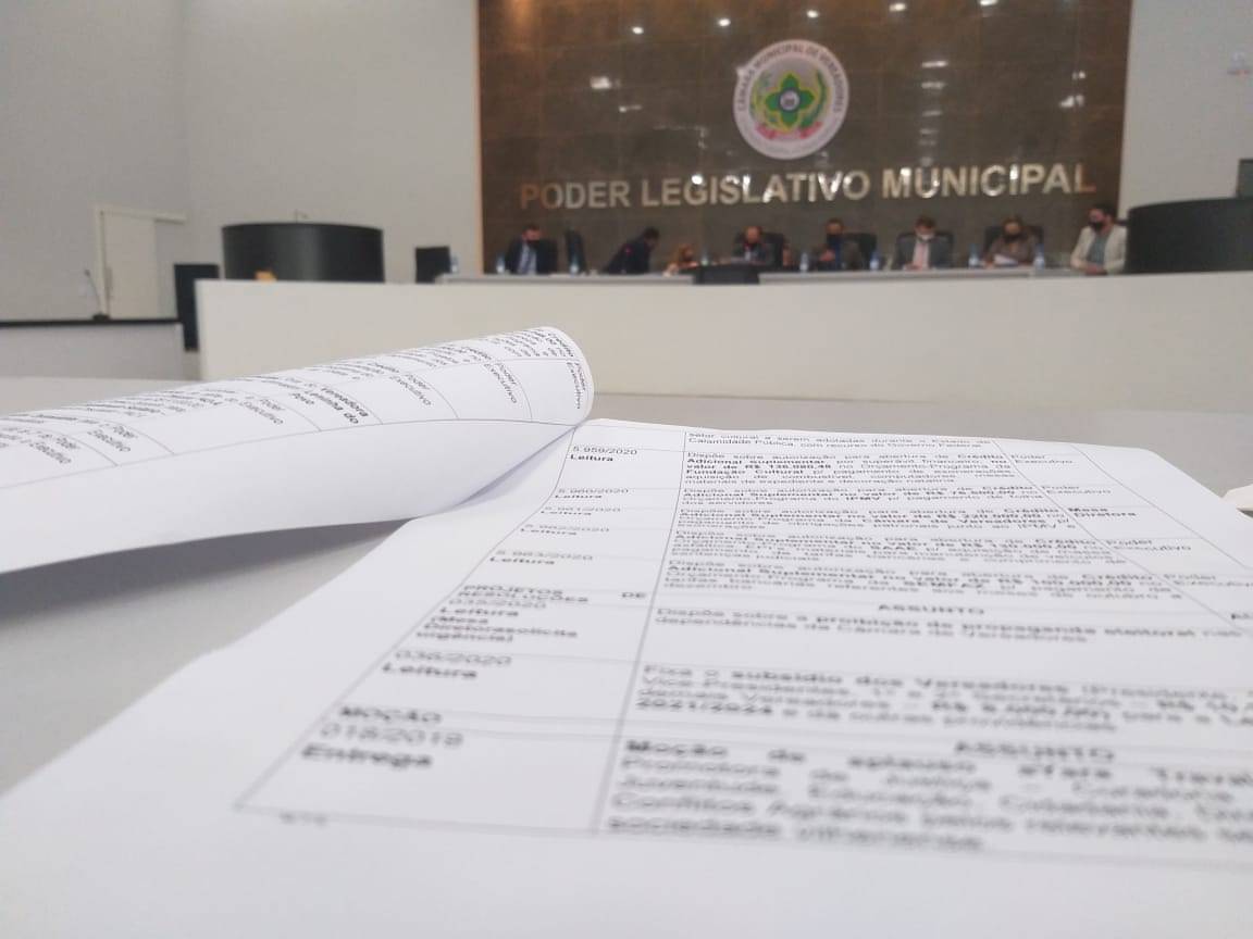 Novo capítulo da polêmica em Vilhena: vereadores “rebatizam” mais uma escola que tinha sobrenome Donadon