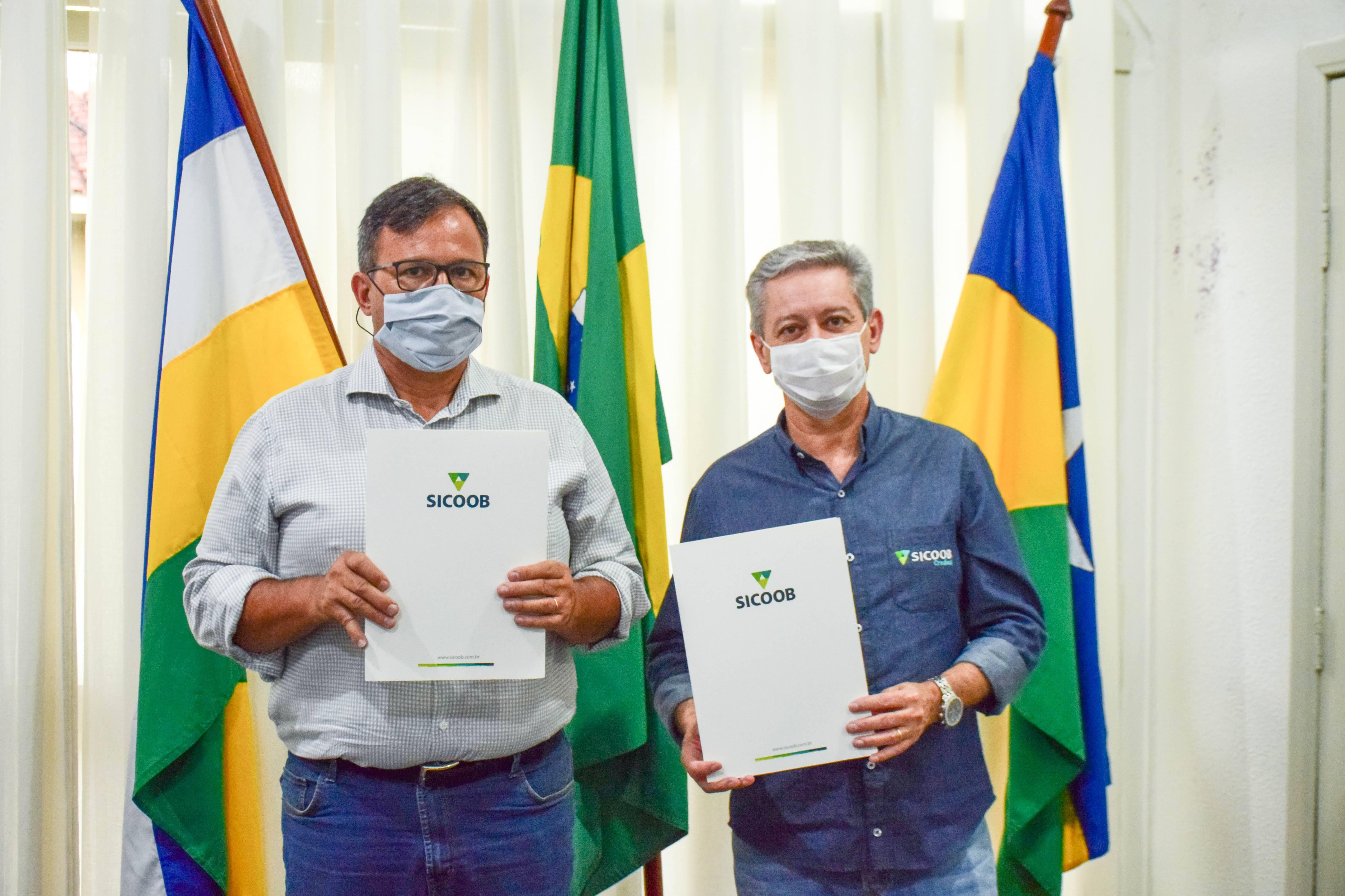 Sicoob Credisul entrega projetos do aeroporto à Prefeitura de Vilhena e cidade deverá voltar a receber voos