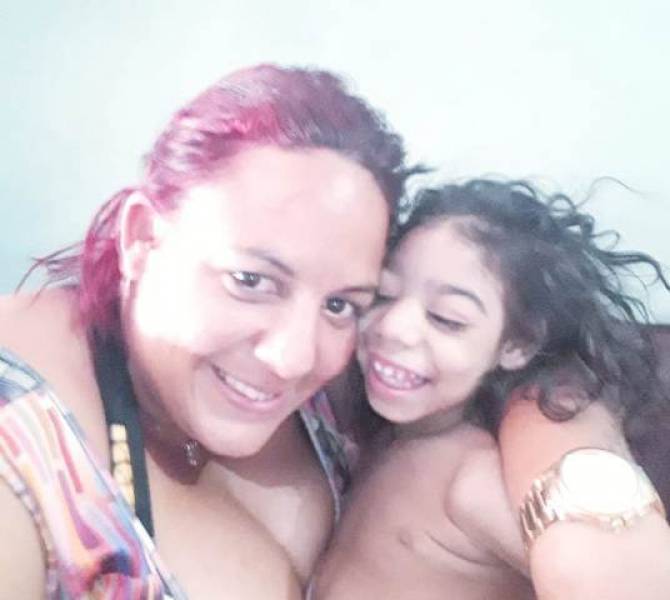 Mãe de quatro crianças com microcefalia tenta receber benefícios previdenciários desde 2016: “estão me fazendo de besta”