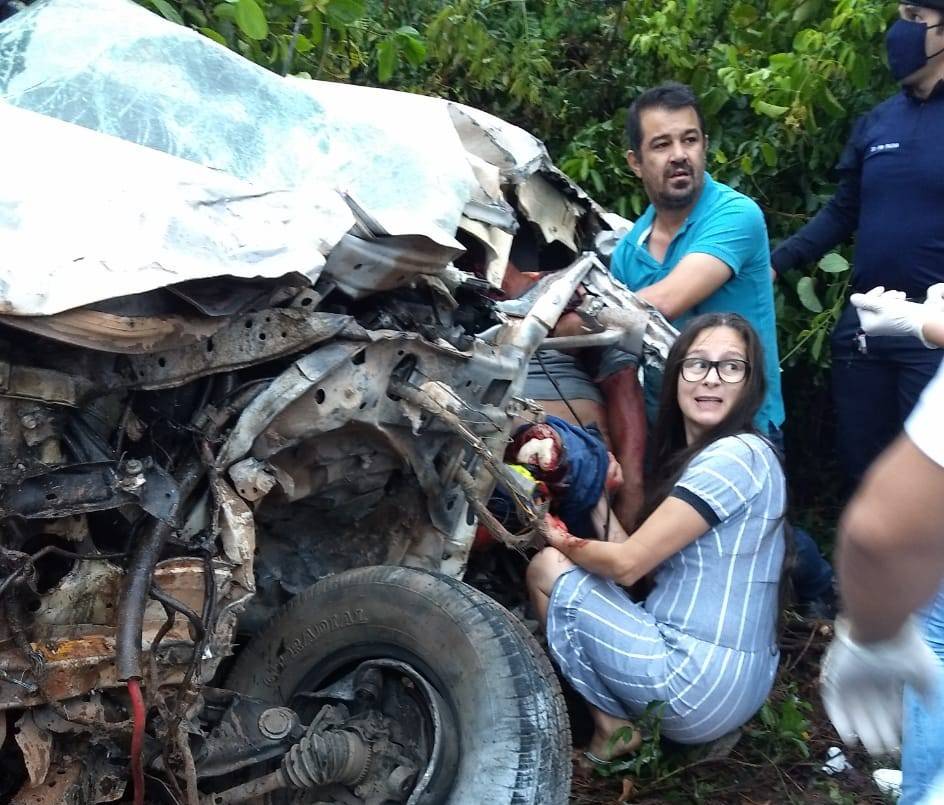 ASSISTA VÍDEO: em estado gravíssimo, sobrevivente de acidente na BR 364 foi encaminhado de Vilhena para Cacoal