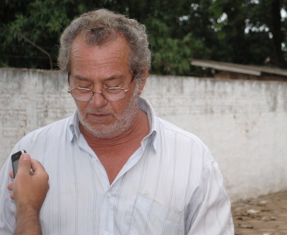 Motorista não consegue ver ciclista e balconista é atropelada