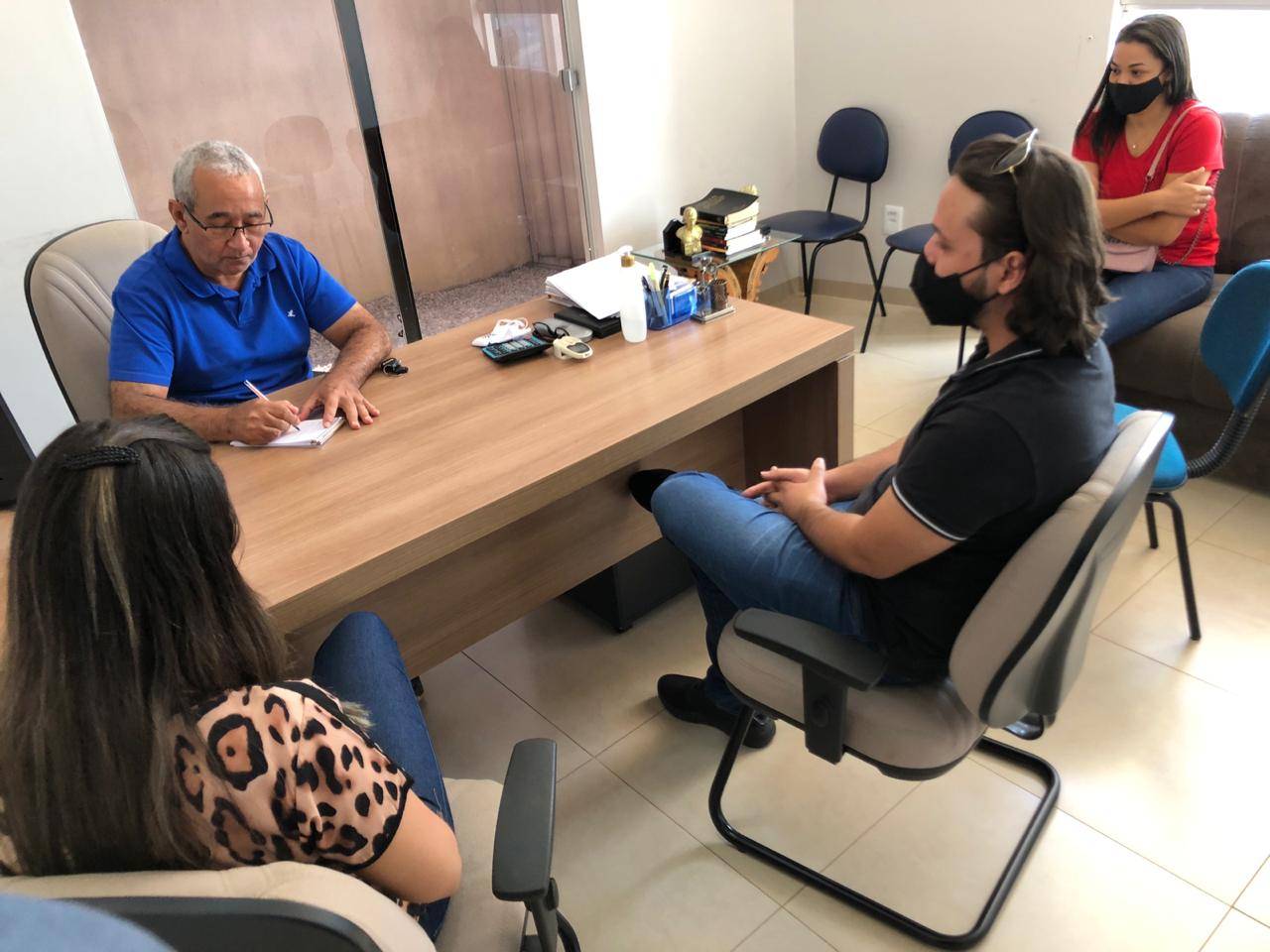 Em visita à FOLHA, coordenadores de cursos da Unesc anunciam abertura de inscrições para vestibular virtual