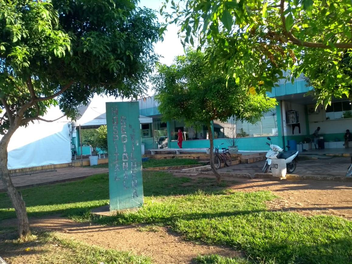 Antes de assumir segundo mandato, prefeito muda direção do Hospital Regional; secretário de Saúde continua