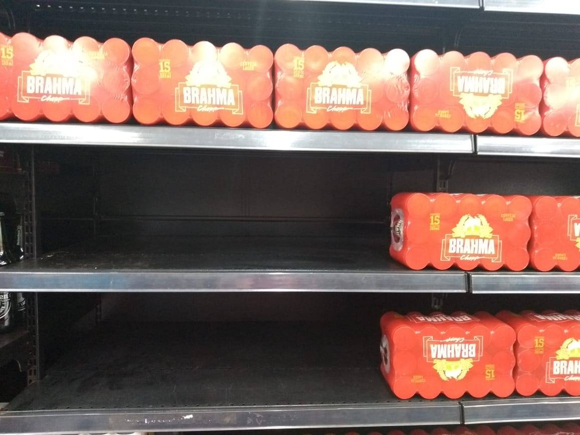 Começa a faltar cervejas em cidades do Cone Sul e produto pode subir de preço, “azedando” festas de fim de ano