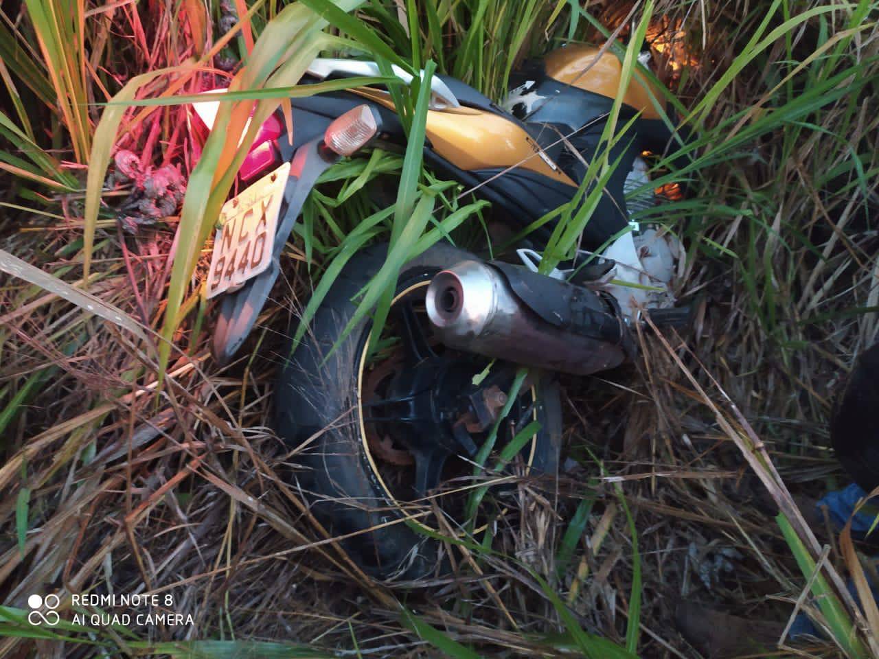 Quase dois meses depois, Polícia Militar recupera, escondida em matagal,  motocicleta furtada na cidade de Cabixi