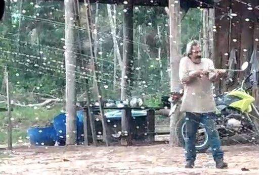 VÍDEO DRAMÁTICO: imagens mostram momento em que disputa por terras acaba em tiro de espingarda e morte