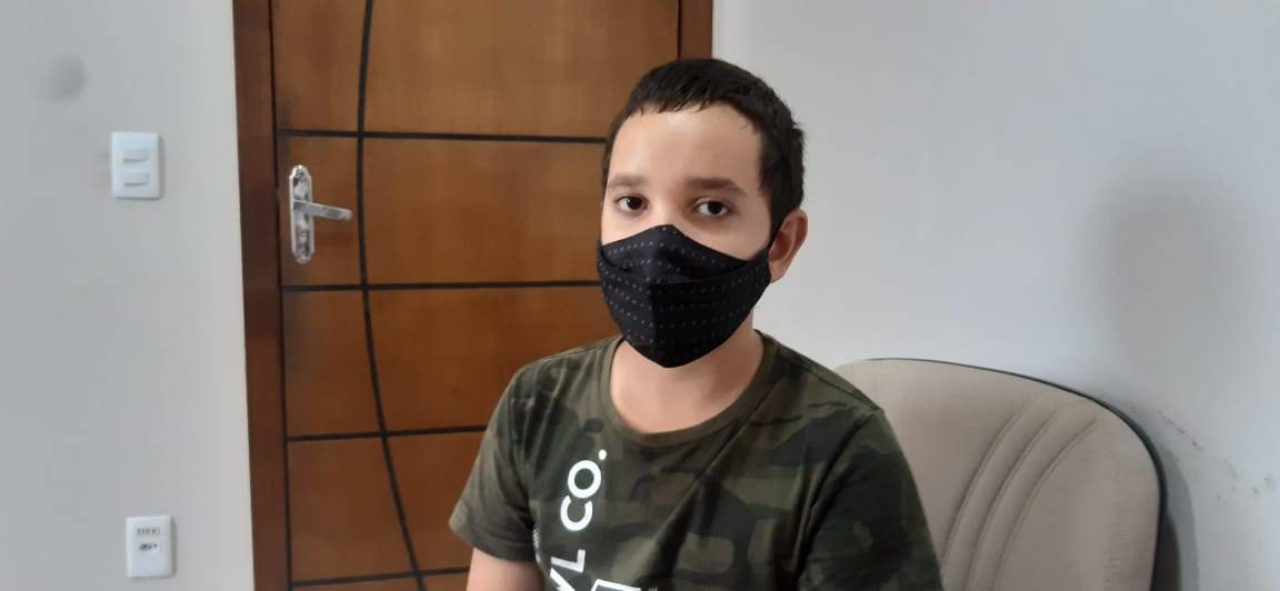 Com apenas 12 anos, garoto de Vilhena vira exemplo de empreendedorismo com vendas nas redes sociais
