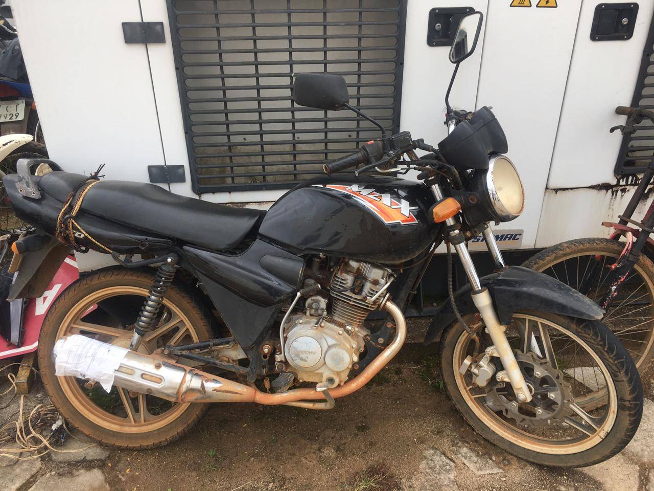 Recuperada pela Polícia Militar, motocicleta apreendida precisa ser devolvida ao dono; Civil divulga e pede ajuda