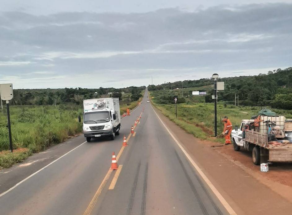DNIT começa a instalar radares em trecho com altos índices de acidentes em Vilhena; fiscalização prevê multas e perda de pontos na CNH