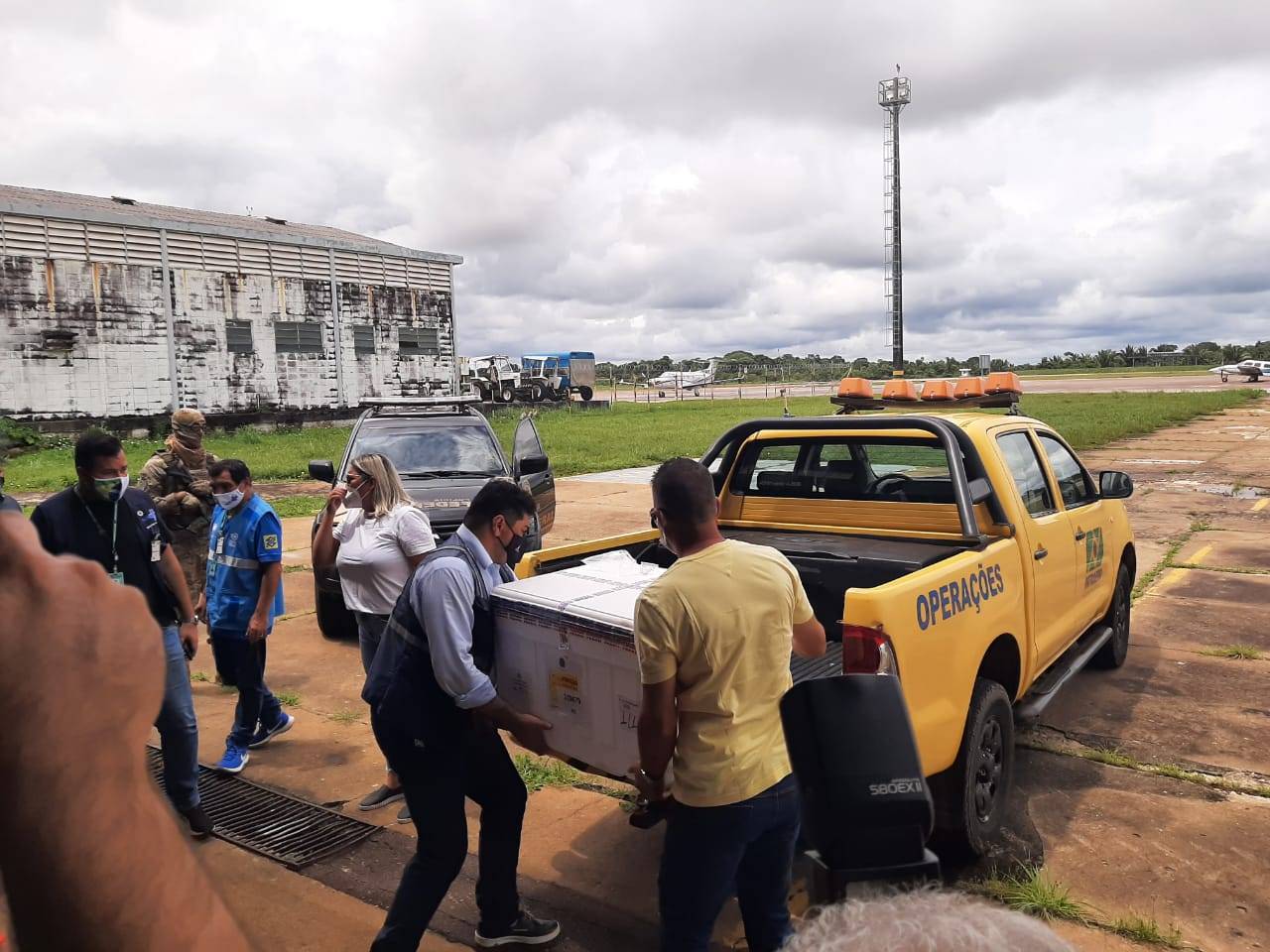 Governo de Rondônia confirma a chegada de mais de 8 mil doses de vacinas contra o Coronavírus