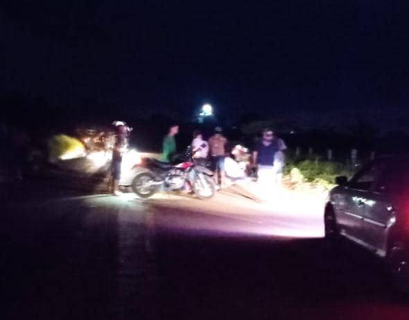 ASSISTA: choque entre motocicletas mata jovem em Chupinguaia; vídeo mostra escuridão no local da tragédia