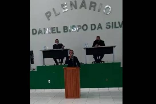 ASSISTA: em vídeo, vereador faz acusações e diz que pai de prefeita hoje vive no interior de SP; secretário rebate