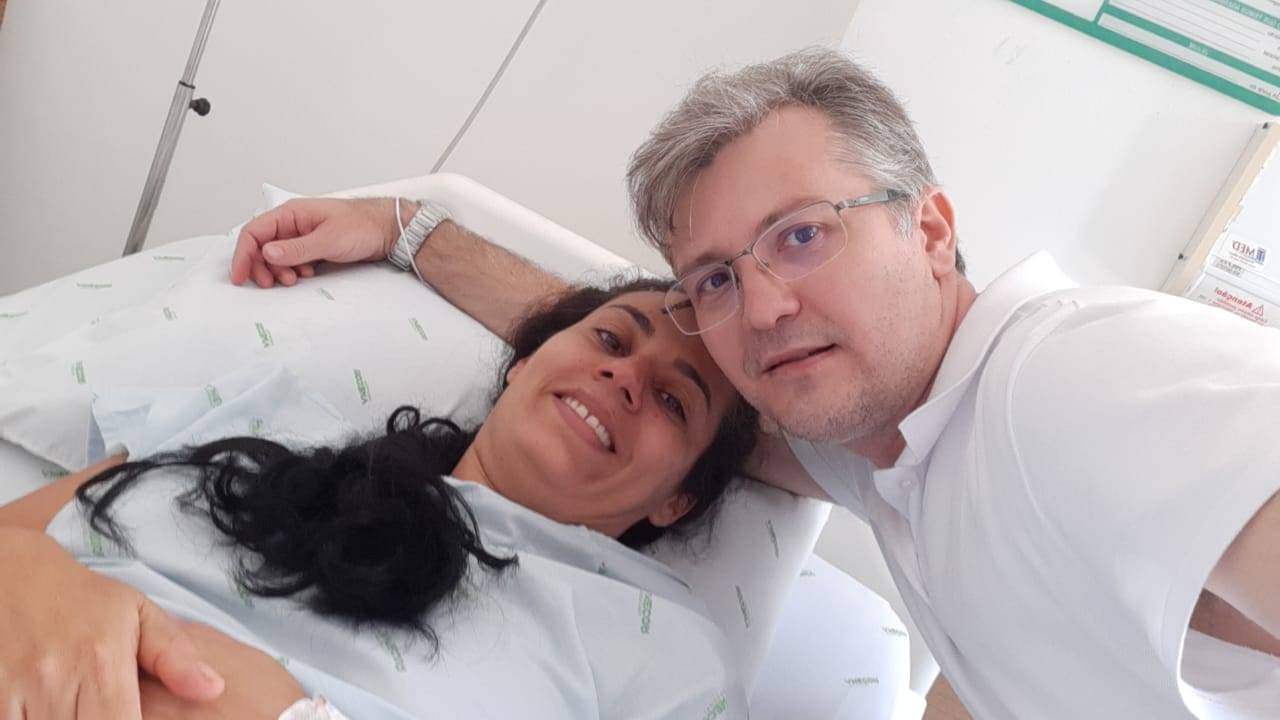 Enfermeira que saiu de Vilhena intubada e em UTI aérea vence a Covid e recebe alta em hospital de Cuiabá