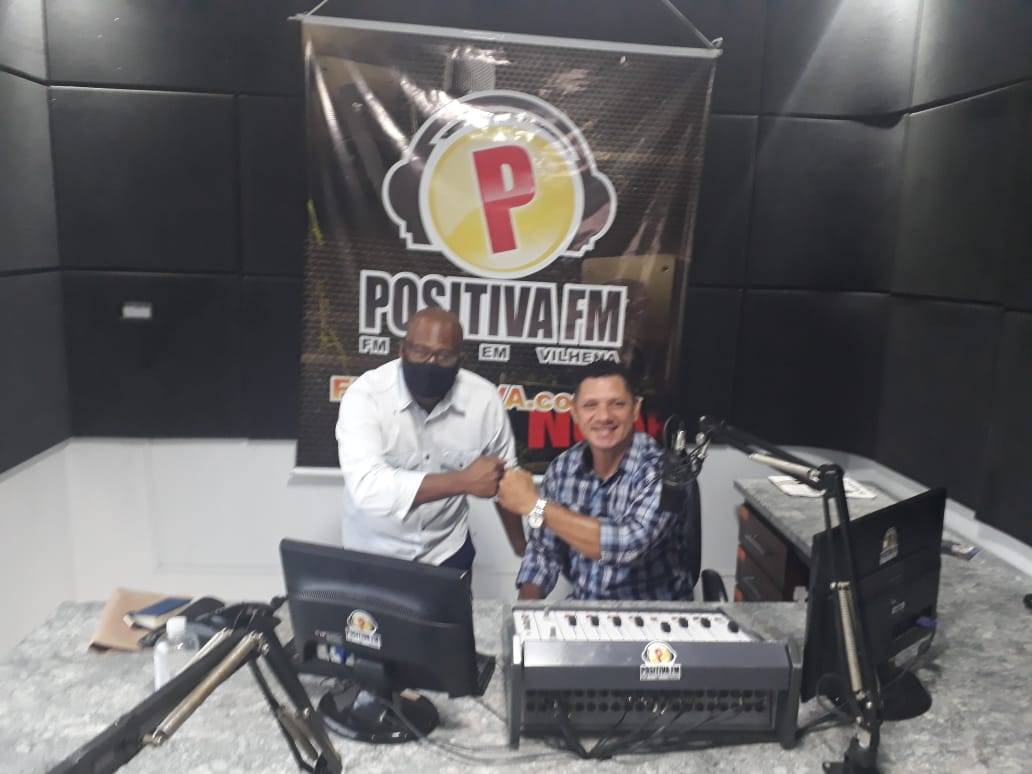 “O cara legal”: com informações e humor, novo programa de rádio estreia em emissora de Vilhena