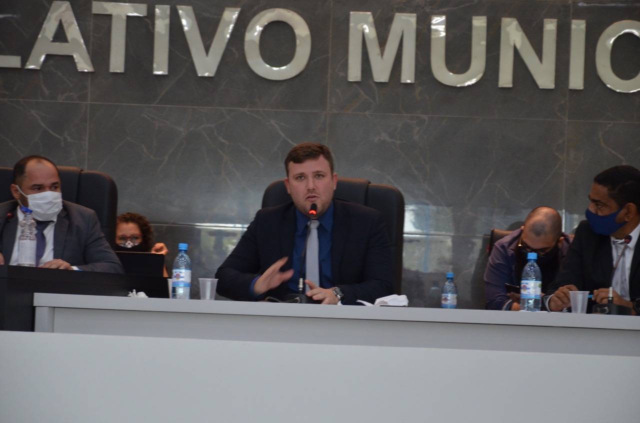 Vítima de “rasteira”, policial civil que era cotado para presidir Câmara de Vilhena perde eleição e até vota no adversário