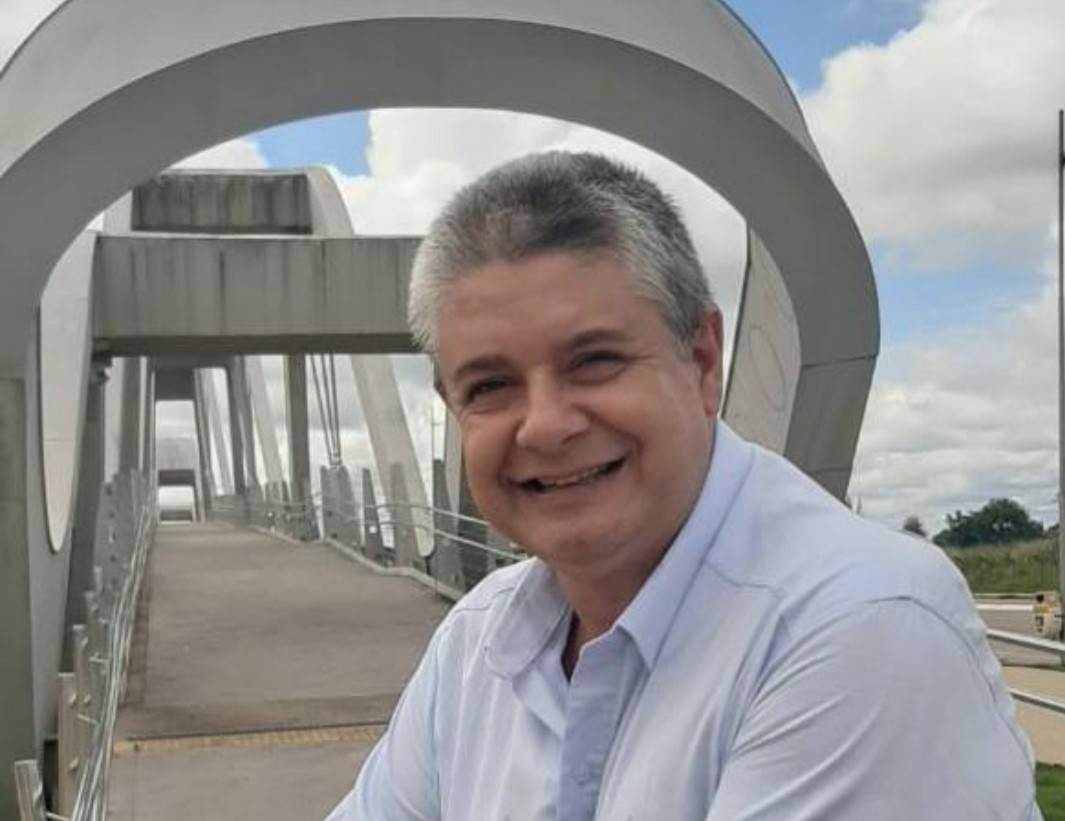 Com Covid-19, assessor parlamentar chega a receber alta, quadro se agrava por causa da diabetes e médicos fazem intubação