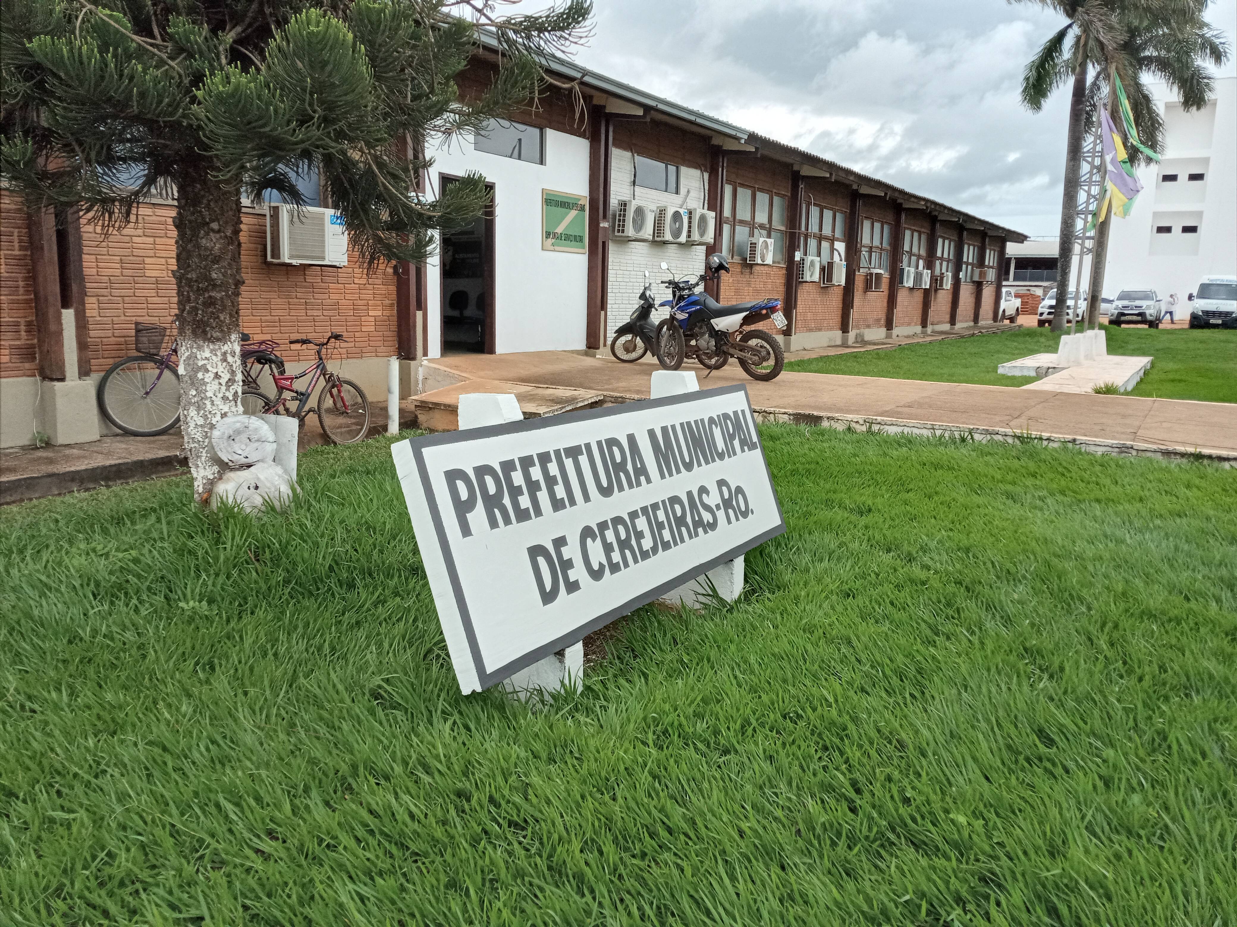 Ultrapassando mil casos confirmados e com jovem intubado em Vilhena, prefeitura de Cerejeiras corre atrás de vacinas anti-Covid