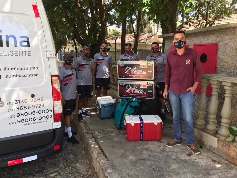 Com direito a extravio de bagagens, Real Ariquemes já está em Belo Horizonte para partida pela Copa do Brasil Sub-20
