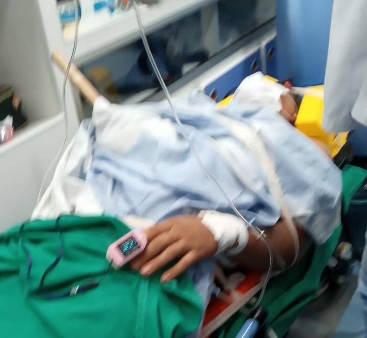 Com corpo trespassado por lasca de madeira, adolescente de Cabixi é transferido de Vilhena para Porto Velho em UTI aérea