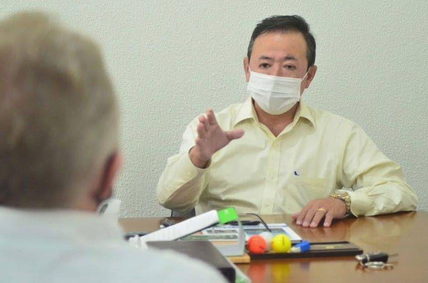 Após reunião com representante de empresários, prefeito assina novo “decreto da pandemia”; veja o que muda em Vilhena