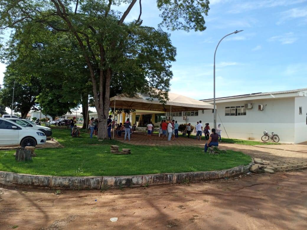 Com escalada de contaminações, hospital tenta manter rotina com número reduzido de servidores em Cerejeiras