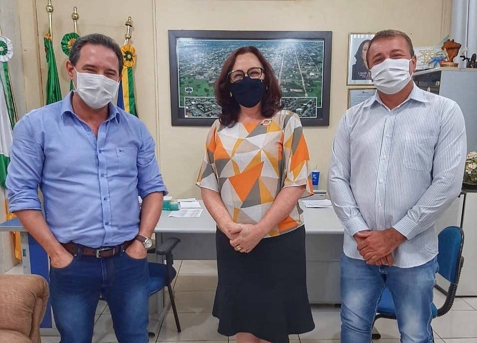 Ex-deputado Natan Donadon visita Cerejeiras e recebe elogios de prefeita; “contribuiu com o município”