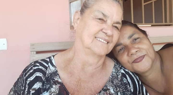 Oitava pessoa da mesma família morre de Covid; enterro é adiado para que mãe e filha sejam sepultadas juntas