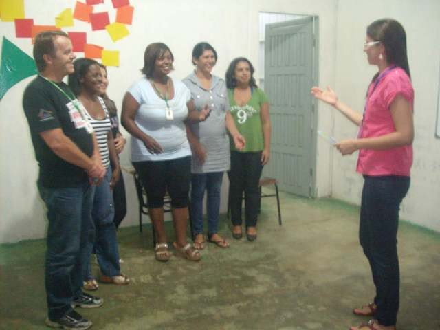 Assistente Social do INSS dá palestra sobre benefícios sociais e previdenciários