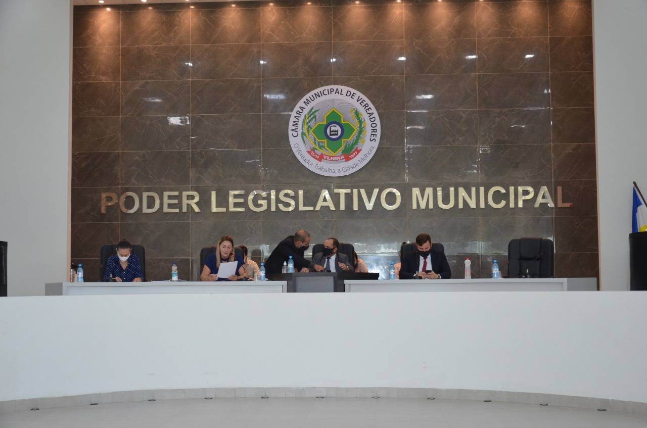 Com desabafos e bate-bocas entre vereadores, CPI que investigaria gastos na Saúde é rejeitada por 7 votos a 4, em Vilhena