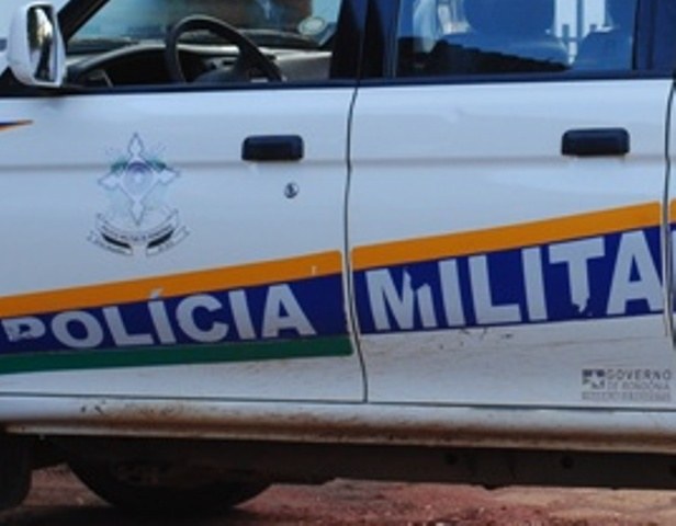 Marginais armados roubam casal no centro e são presos instantes depois