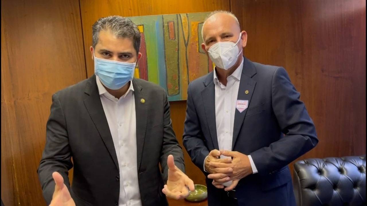 Senador Marcos Rogério reafirma ao deputado Ezequiel Neiva o compromisso de investir em asfalto de Cerejeiras