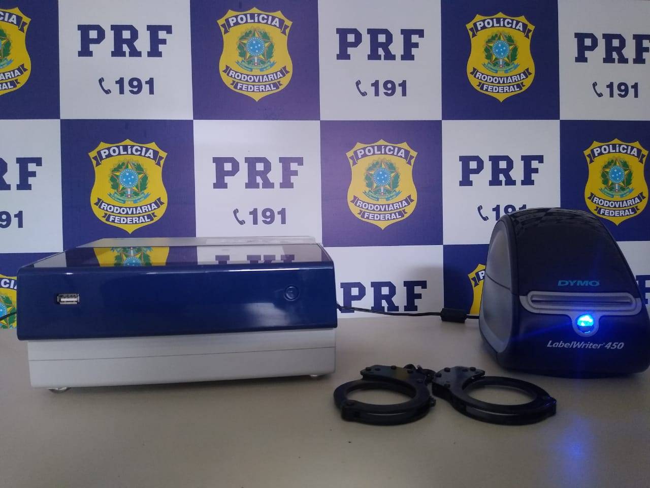 Sob efeito de cocaína, caminhoneiro quase atinge viatura da PRF em cidade de RO e revela importância de exame toxicológico