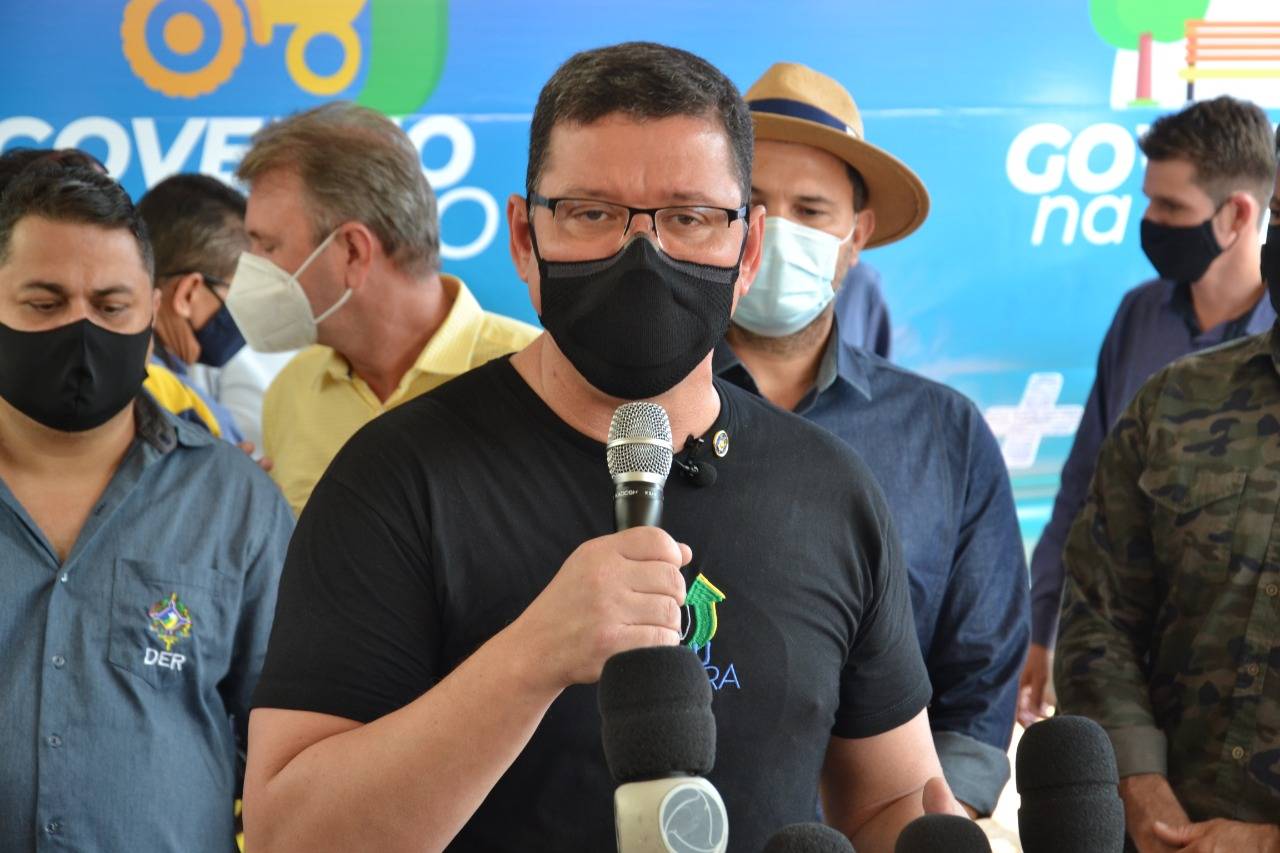 Em Vilhena, governador comenta afastamento de chefe da Casa Civil acusado de fraudar licitações: “cada um responde pelo seu CPF”