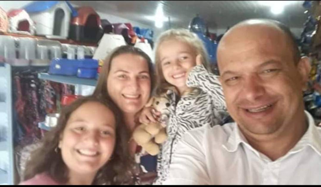 Demitido após denunciar esquema na prefeitura de Colorado, médico veterinário volta ao trabalho e vai processar município
