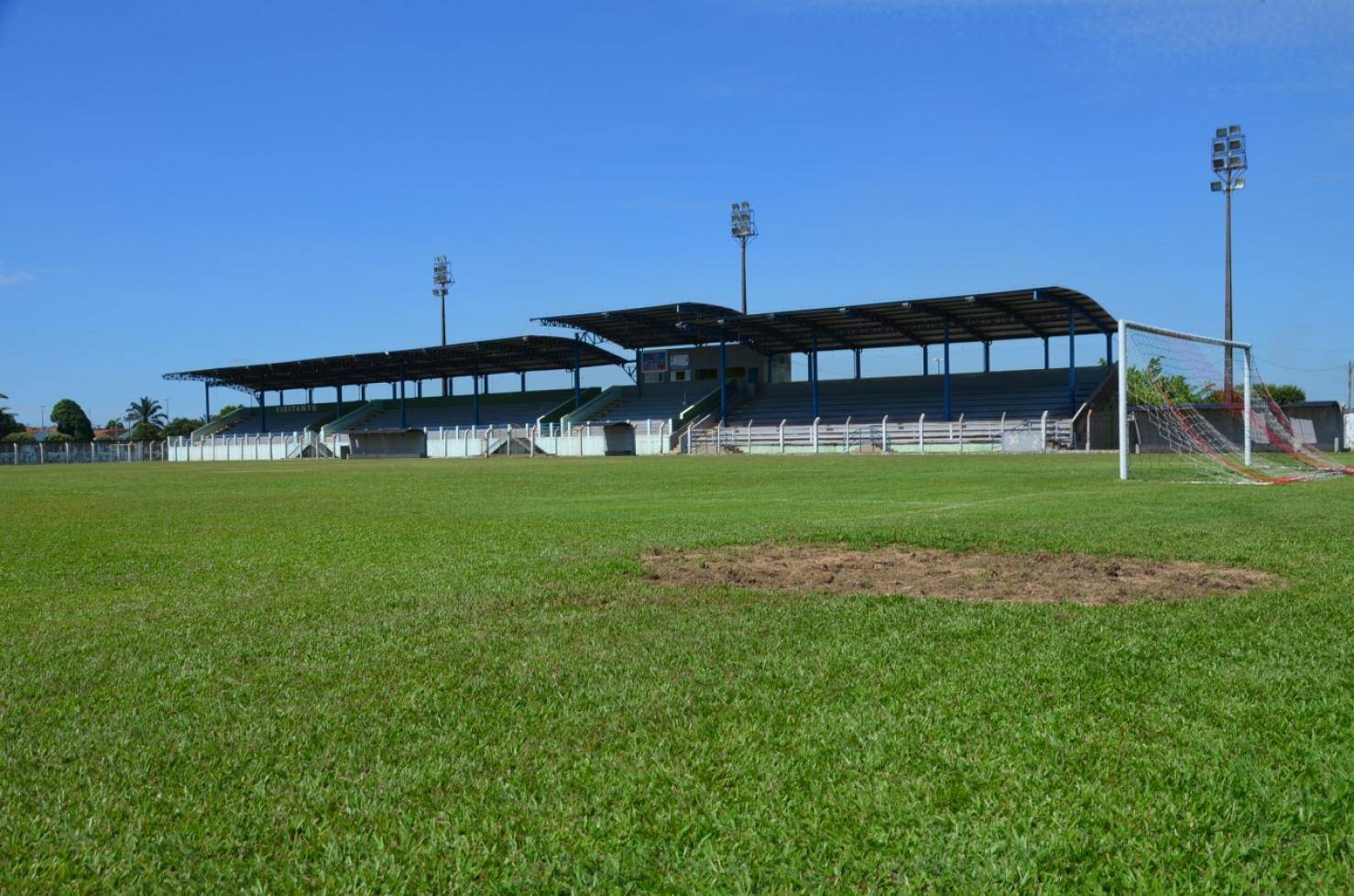 MPF recomenda retirada do nome Gentil Valério de estádio em Ariquemes, e vereador sugere Arena Tambaqui