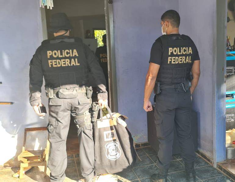 Polícia Federal deflagra operação e investiga fraudes a benefícios emergenciais; mandado é cumprido em Ariquemes
